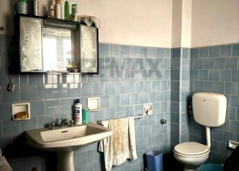 Bagno - Quadrilocale Piazza Taormina
 
8, Lentini - foto 6