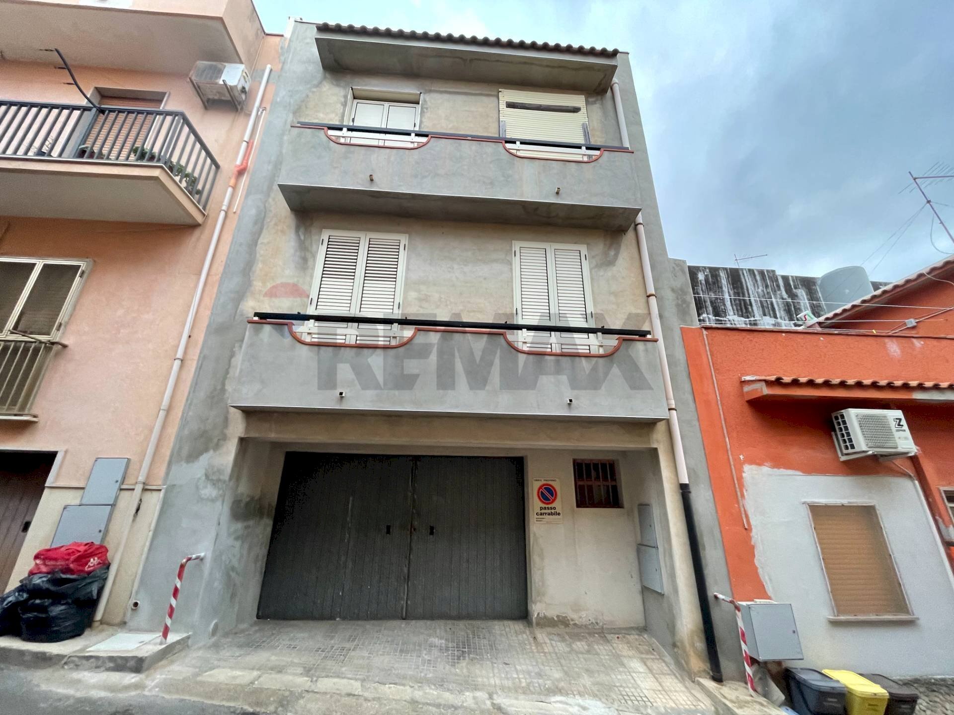 Edificio all\'aperto - Casa indipendente Via Francesco De Sanctis
254, Pachino - foto 3