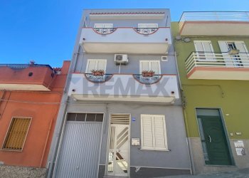 Edificio all\'aperto - Casa indipendente Via Francesco De Sanctis
 
254, Pachino - foto 1