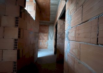 Hall / corridoio - Casa indipendente Via Francesco De Sanctis
 
254, Pachino - foto 41