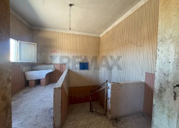 Hall / corridoio - Casa indipendente Pachino - foto 25