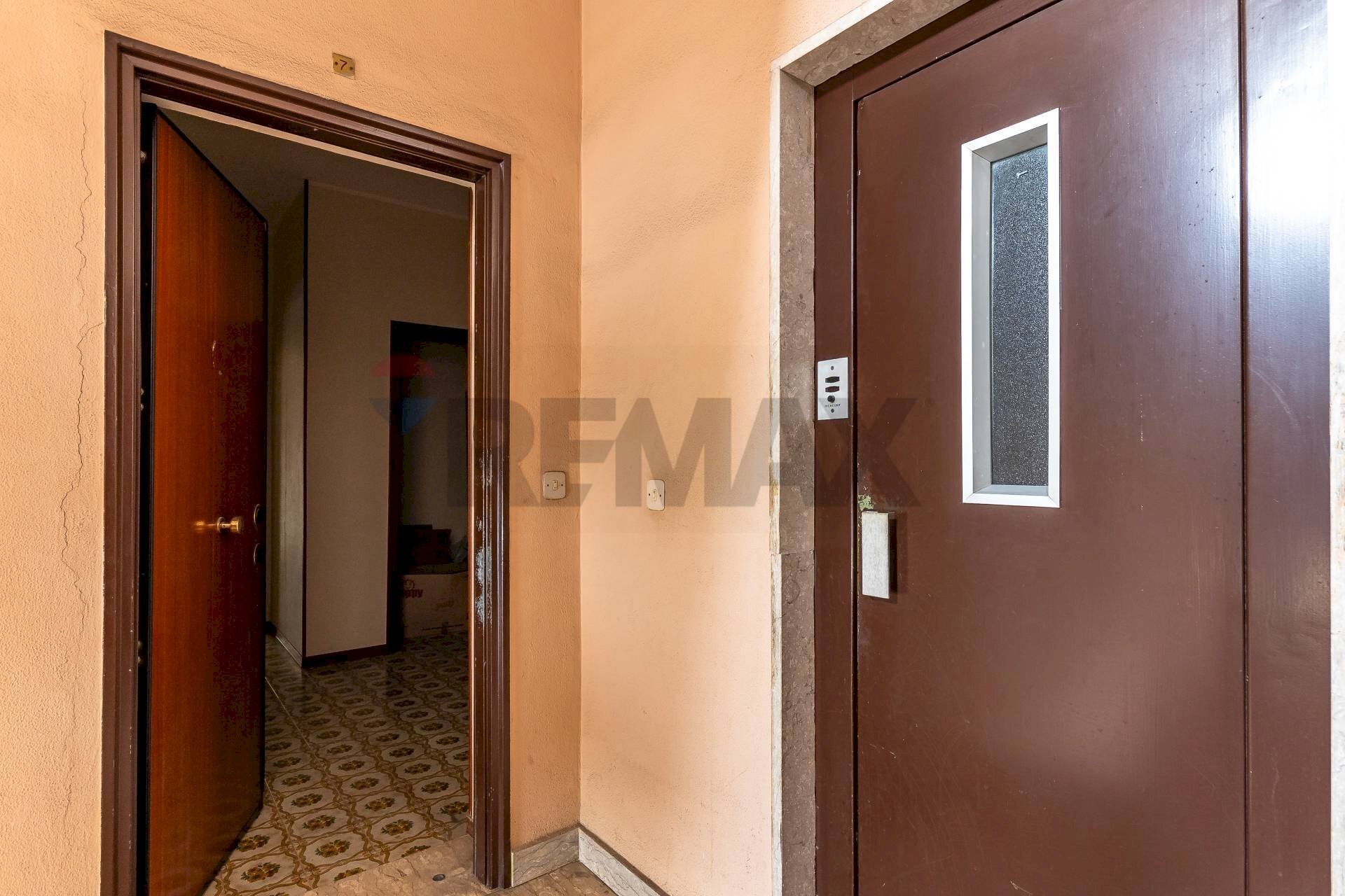 Hall / corridoio - Apartment Via Sofio Ferrero
 
35, Siracusa - photo 3
