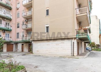 Edificio all\'aperto - Appartamento Via Sofio Ferrero
 
35, Siracusa - foto 24