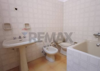 Bagno - Appartamento via Rattazzi
 
108, Pachino - foto 10