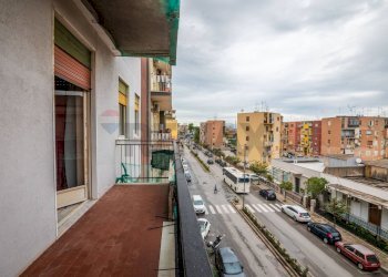 Balcone - Appartamento Via della Pentapoli
 
9, Priolo Gargallo - foto 9