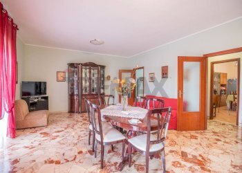 Sala da pranzo - Appartamento Via della Pentapoli
 
9, Priolo Gargallo - foto 23