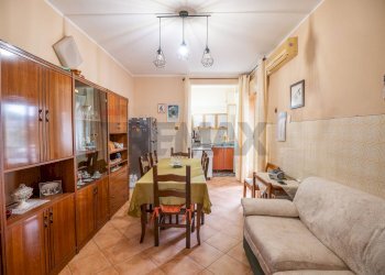 Sala da pranzo - Appartamento Via della Pentapoli
 
9, Priolo Gargallo - foto 29
