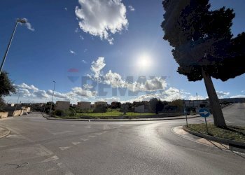 Edificio all\'aperto - Terreno edificabile via Santo Sebastiano, Priolo Gargallo - foto 3