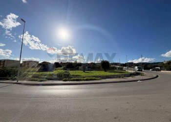 Vista delle montagne - Terreno edificabile via Santo Sebastiano, Priolo Gargallo - foto 4