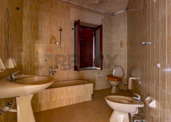 Bagno - Independent house Via Iblea
 
173, Melilli - photo 15