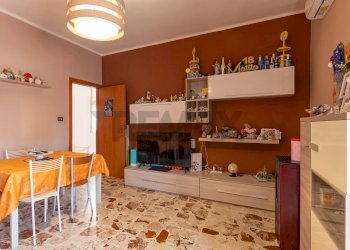 Sala da pranzo - Trilocale Via Ancona
 
27, Siracusa - foto 1