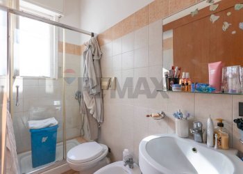 Bagno - Trilocale Via Ancona
 
27, Siracusa - foto 21