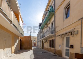 Edificio all\'aperto - Trilocale Via Ancona
 
27, Siracusa - foto 27
