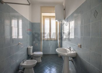 Bagno - Trilocale VIA SOCRATE
 
25, Siracusa - foto 13