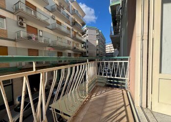 Balcone - Trilocale VIA SOCRATE
 
25, Siracusa - foto 25