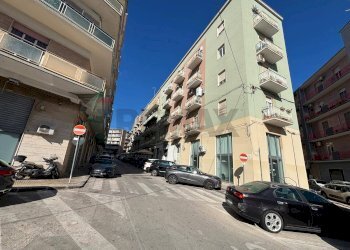 Edificio all\'aperto - Trilocale VIA SOCRATE
 
25, Siracusa - foto 32