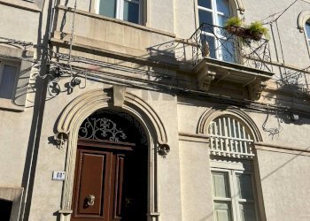 Edificio all\'aperto - Casa semi indipendente Catania - foto 4