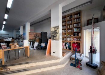 Non correlato - Locale Commerciale Corso Vittorio Emanuele
482/484, Floridia - foto 7