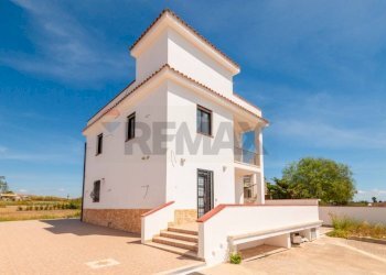 Facciata - Trilocale Via Dello Zafferano
 
54, Ispica - foto 9