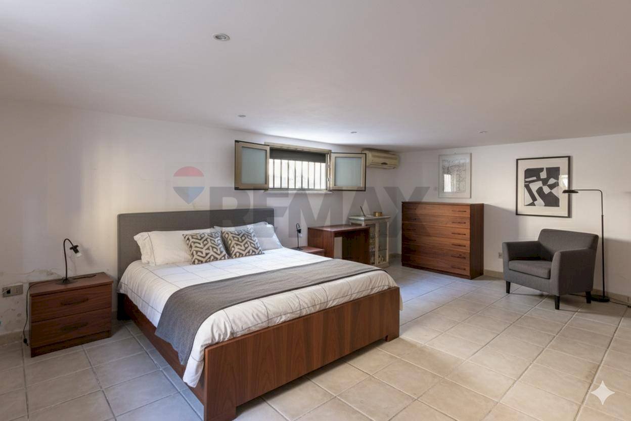 Camera / camera da letto - Casa indipendente via ambrosoli
 
7, Rosolini - foto 1