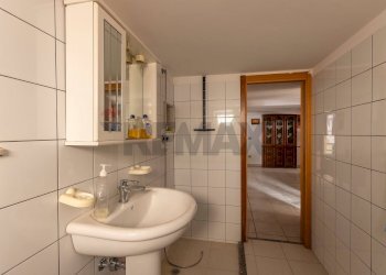 Bagno - Casa indipendente via ambrosoli
 
7, Rosolini - foto 11