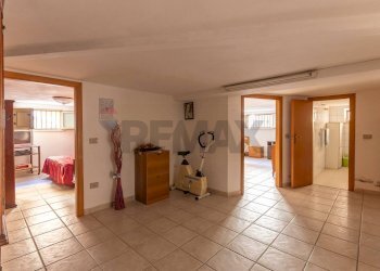 Hall / corridoio - Casa indipendente via ambrosoli
 
7, Rosolini - foto 12