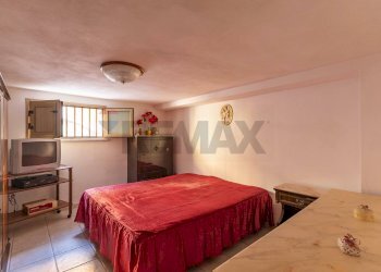 Camera / camera da letto - Casa indipendente via ambrosoli
 
7, Rosolini - foto 13