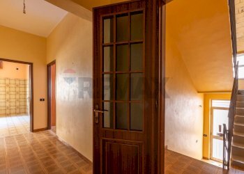 Hall / corridoio - Casa indipendente via ambrosoli
 
7, Rosolini - foto 32