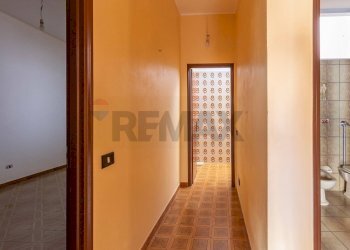Hall / corridoio - Casa indipendente via ambrosoli
 
7, Rosolini - foto 42