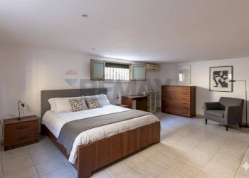 Camera / camera da letto - Casa indipendente via ambrosoli
 
7, Rosolini - foto 1