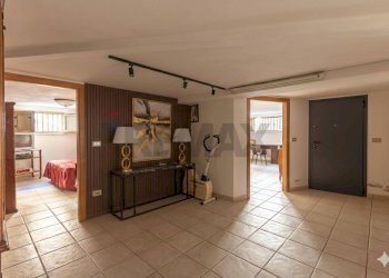 Hall / corridoio - Casa indipendente via ambrosoli
 
7, Rosolini - foto 5