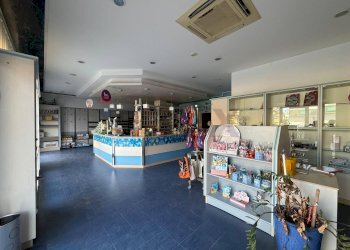 Non correlato - Locale Commerciale viale Annunziata
 
31-33-35, Priolo Gargallo - foto 9