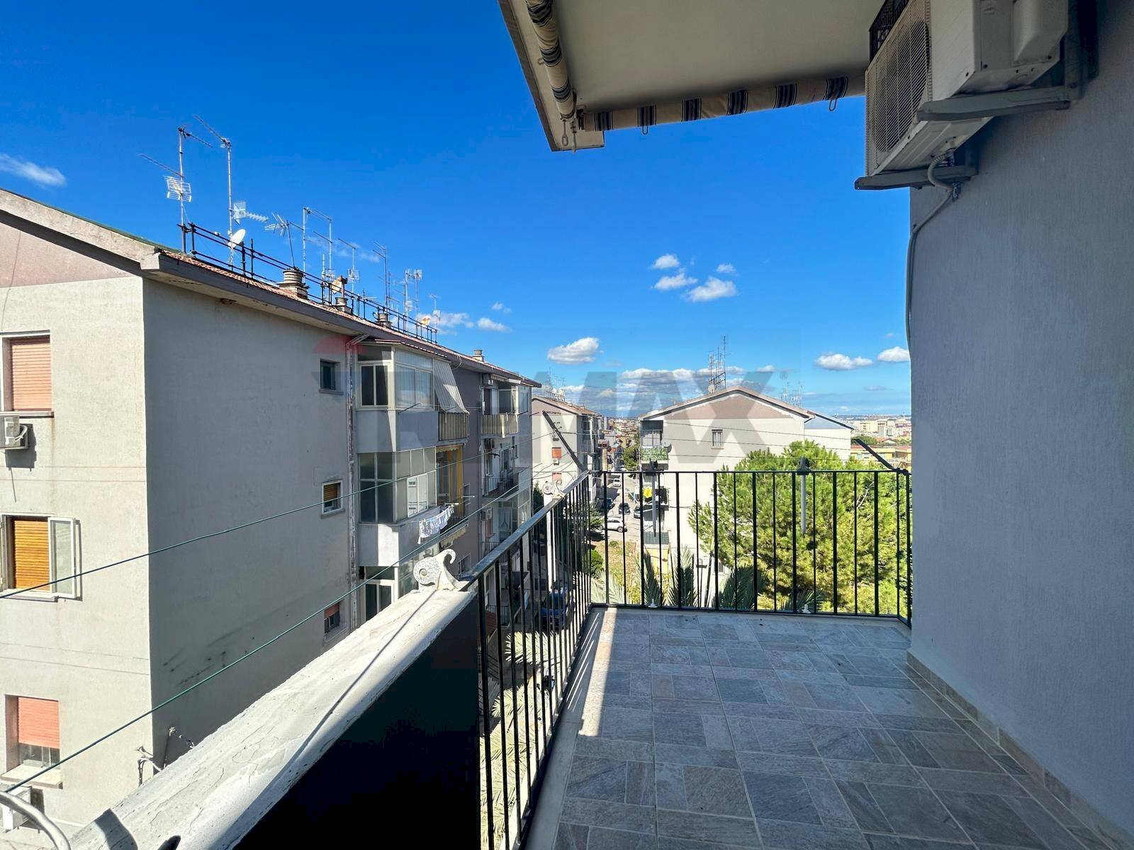 Balcone - Three-room apartment Via Reno
 
9, Priolo Gargallo - photo 1