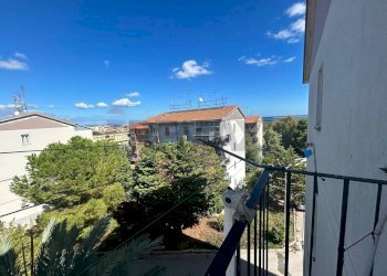 Balcone - Trilocale Via Reno
 
9, Priolo Gargallo - foto 9