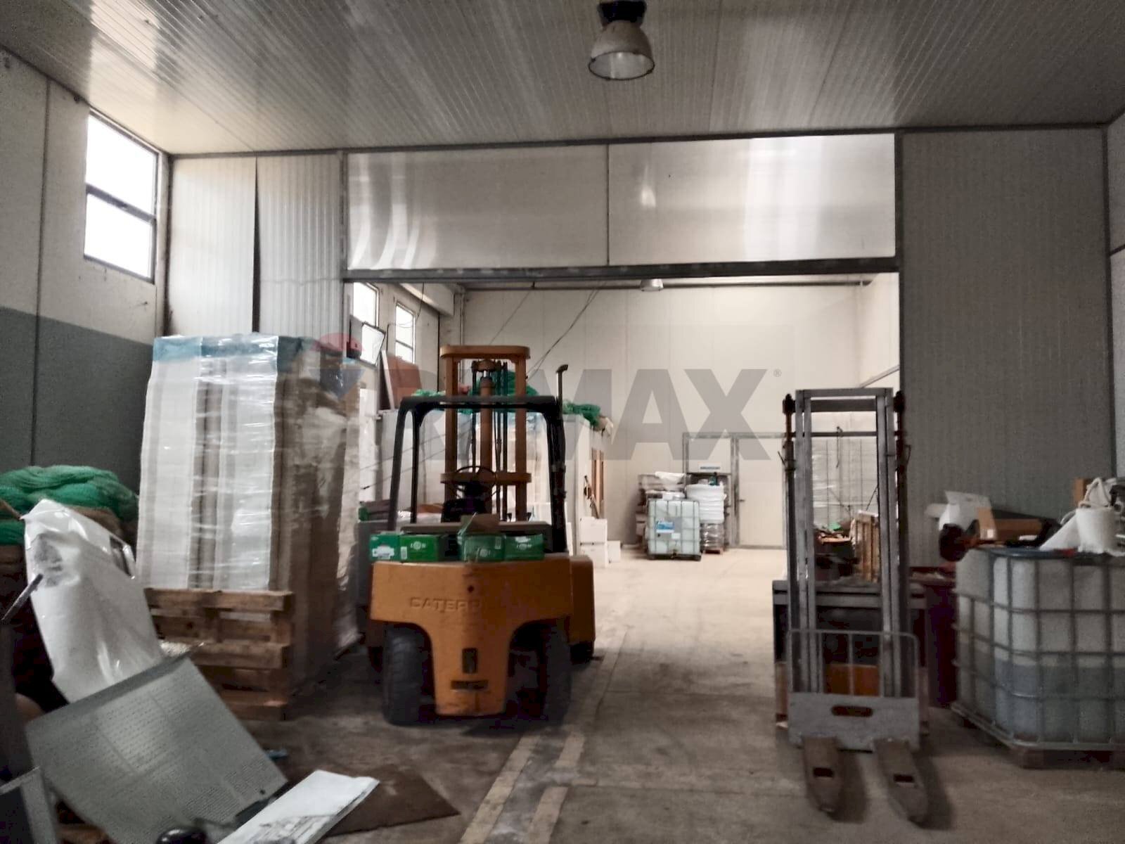 Dispensa di stoccaggio - Capannone Contrada Fargione   Viale del Commercio
 
2, Modica - foto 2