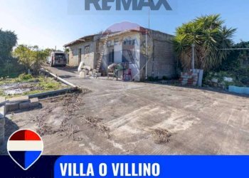 Edificio all\'aperto - Villa via garda
 
51, Melilli - foto 1