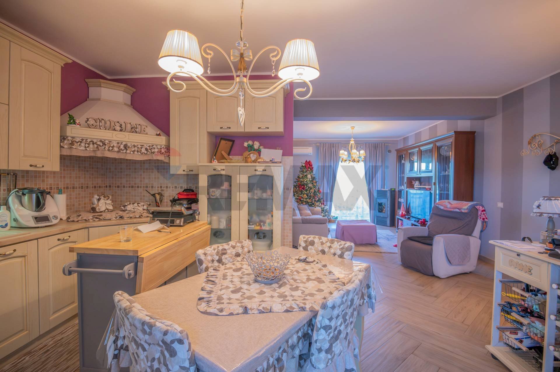 Cucina - Quadrilocale via delle orchidee
 
19, Melilli - foto 1