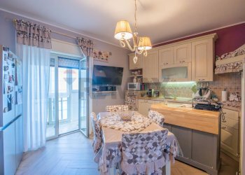 Cucina - Quadrilocale via delle orchidee
 
19, Melilli - foto 4