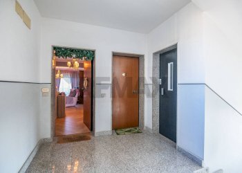 Hall / corridoio - Quadrilocale via delle orchidee
 
19, Melilli - foto 27