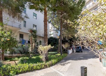 Edificio all\'aperto - Quadrilocale viale Tunisi
 
37, Siracusa - foto 2