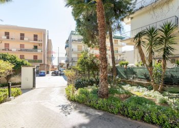 Edificio all\'aperto - Quadrilocale viale Tunisi
 
37, Siracusa - foto 3