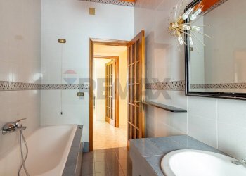 Bagno - Quadrilocale viale Tunisi
 
37, Siracusa - foto 28