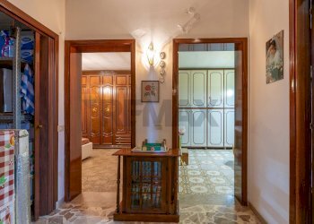 Hall / corridoio - Casa semi indipendente Via Resuttano
 
6, Siracusa - foto 9