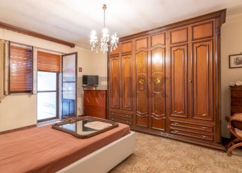 Camera / camera da letto - Casa semi indipendente Via Resuttano
 
6, Siracusa - foto 12