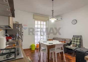 Sala da pranzo - Casa semi indipendente Via Resuttano
 
6, Siracusa - foto 21