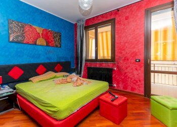 Camera / camera da letto - Casa semi indipendente via tacito
 
5, Siracusa - foto 17