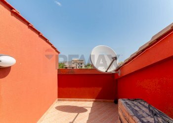 Terrazza - Casa semi indipendente via tacito
 
5, Siracusa - foto 24