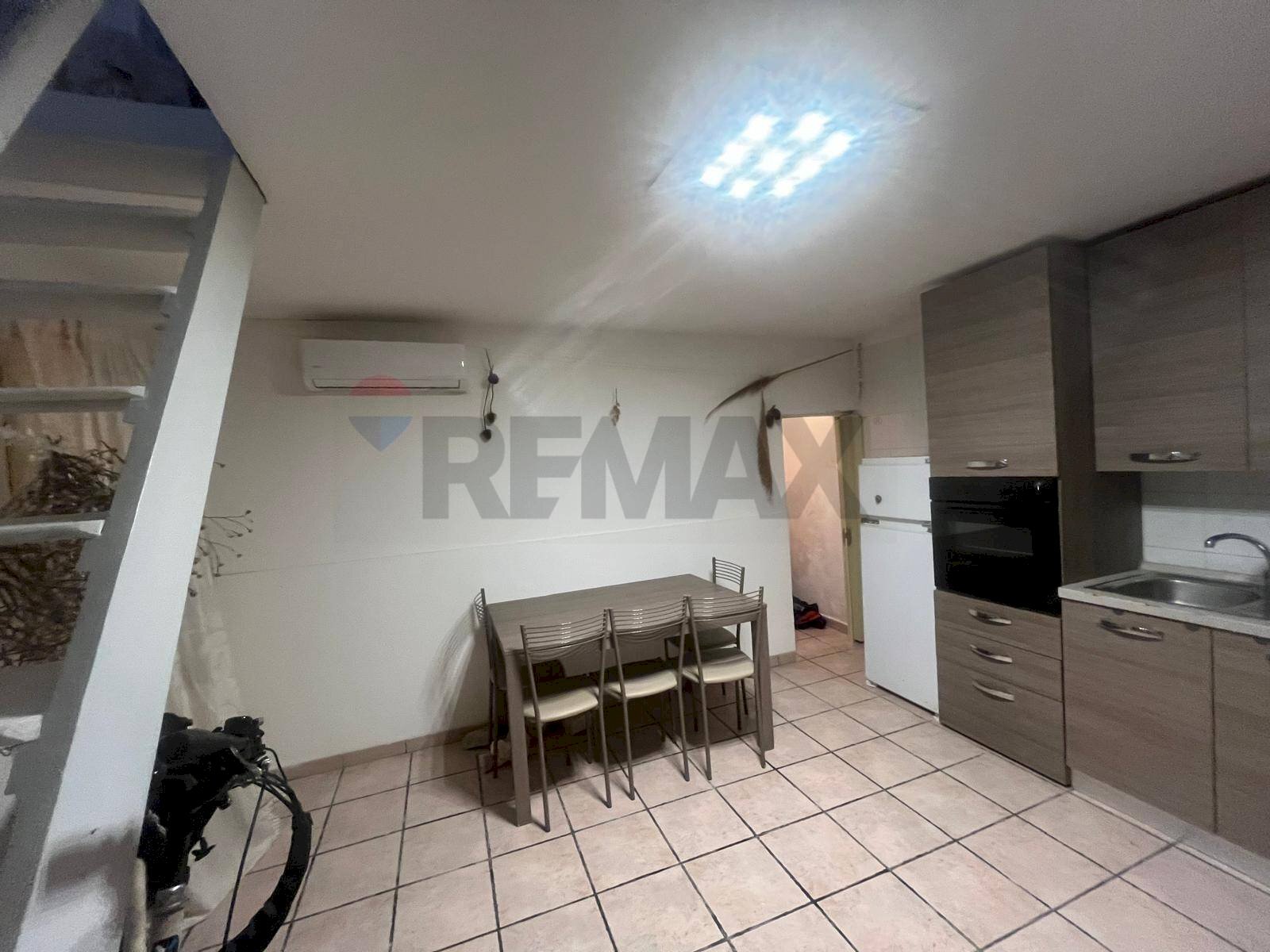 Cucina - Casa indipendente VIA VINCENZO MOSCUZZA
 
9, Siracusa - foto 1