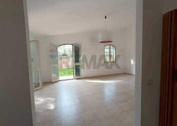 Stanza vuota - Villa S. Lorenzo Strada V
 
35, Noto - foto 13