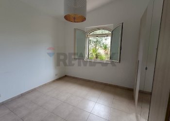 Stanza vuota - Villa S. Lorenzo Strada V
 
35, Noto - foto 17